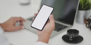 Read more about the article Koks telefonas vaikui tinka labiausiai?