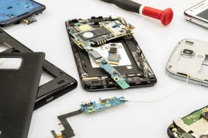 Read more about the article Telefonų remontas, ar visada pavyks pataisyti?